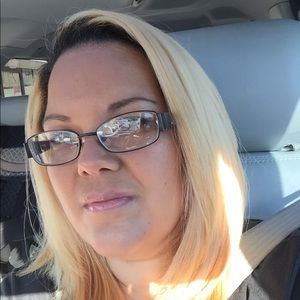 Meet your Posher, Lymari